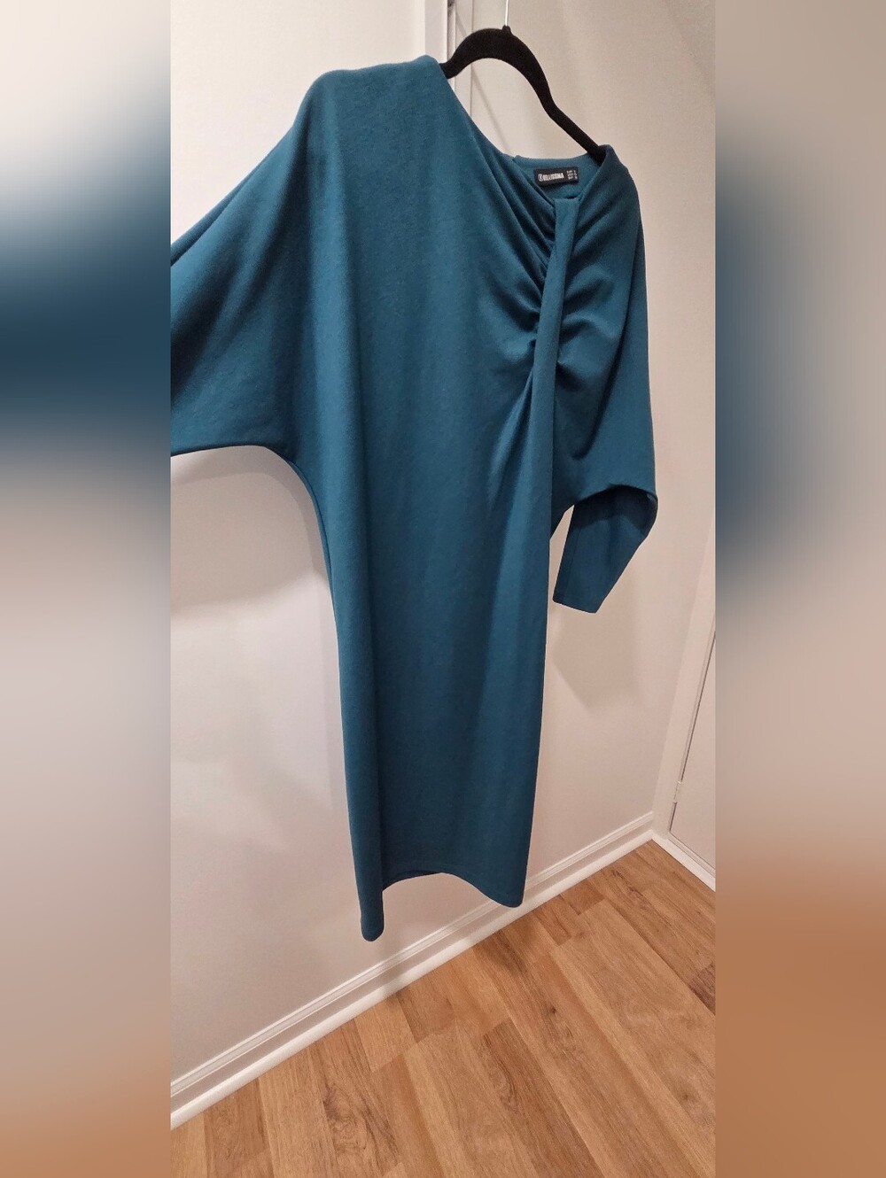 Relaxed Teal Midi Dress with Side Gather